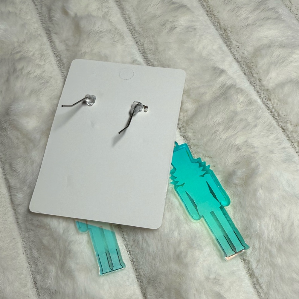 Hologram holographic nutcracker  Christmas earrings - Picture 3 of 3